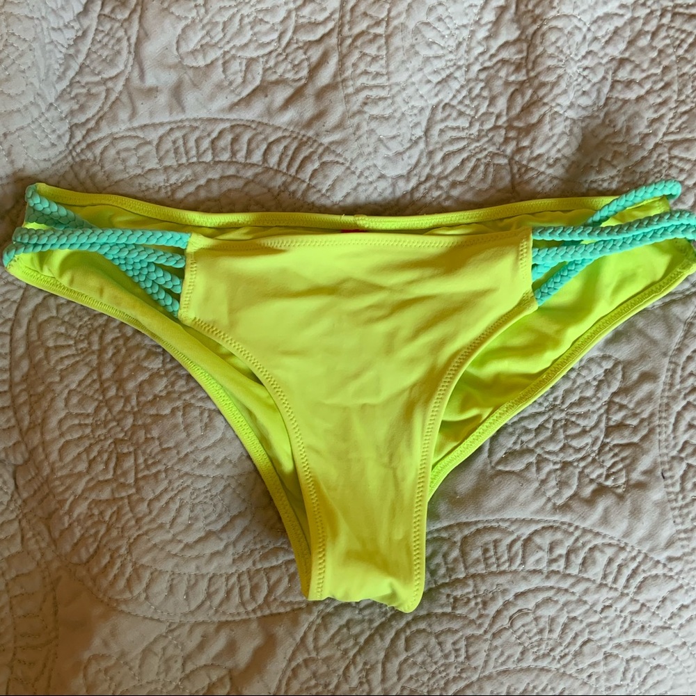VS neon green/blue bottoms